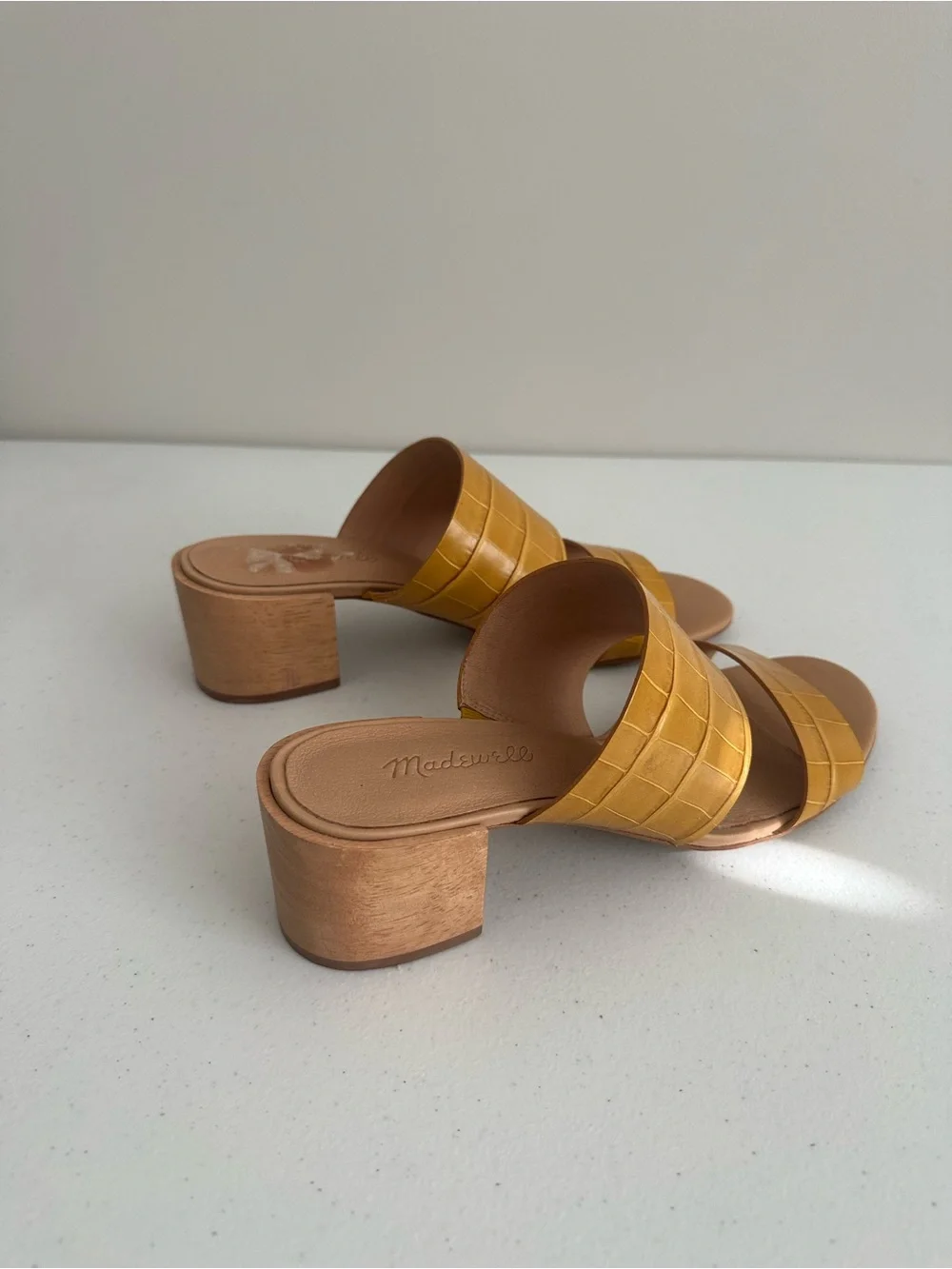 Women’s 9.5 Madewell Kiera yellow two strap mule sandal